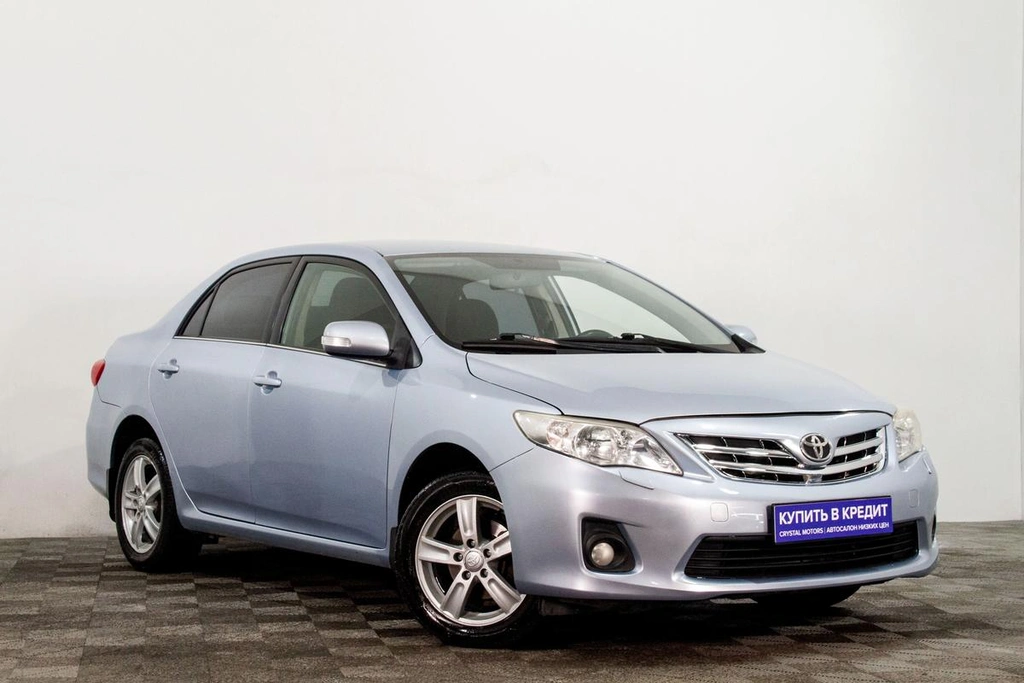 Седан Toyota Corolla 2011 года, 1199000 рублей, Сургут
