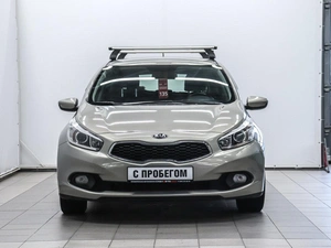 Хетчбэк Kia Ceed 2015 года, 980000 рублей, Красноярск