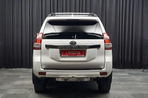 Внедорожник Toyota Land Cruiser Prado 2016 года, 3499000 рублей, Красноярск