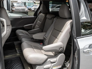 Минивэн Toyota Sienna 2017 года, 3170000 рублей, Краснодар