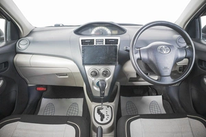 Седан Toyota Belta 2008 года, 629000 рублей, Кемерово