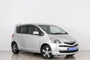 Хетчбэк Toyota Ractis 2006 года, 629000 рублей, Красноярск
