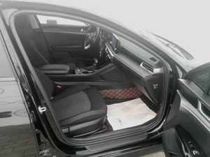 Седан Kia K5 2020 года, 2410000 рублей, Клинцы