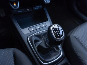 Седан Kia Rio 2022 года, 1349000 рублей, Саратов