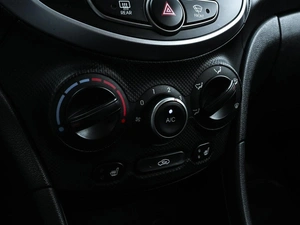 Хетчбэк Hyundai Solaris 2014 года, 849000 рублей, Волгоград