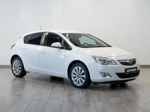 Хетчбэк Opel Astra 2012 года, 819000 рублей, Саратов