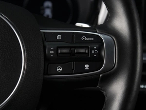 Седан Kia K5 2020 года, 2590000 рублей, Омск