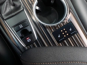 Седан Toyota Camry 2020 года, 2809000 рублей, Тюмень