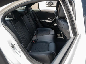 Седан Mercedes-benz A-класс 2019 года, 2420000 рублей, Краснодар