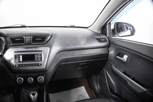 Седан Kia Rio 2017 года, 669000 рублей, Пермь