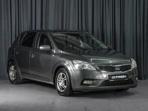 Хетчбэк Kia Ceed 2010 года, 759000 рублей, Волгоград