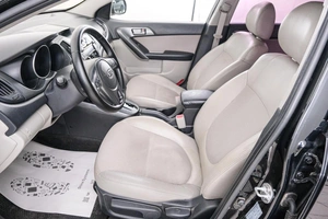 Седан Kia Forte 2010 года, 679000 рублей, Красноярск