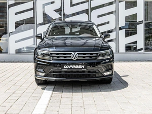 Внедорожник Volkswagen Tiguan 2019 года, 2524000 рублей, Ставрополь