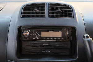 Хетчбэк Toyota Passo 2004 года, 299000 рублей, Омск