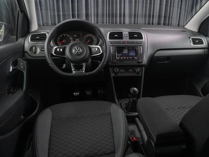 Седан Volkswagen Polo 2018 года, 1169000 рублей, Тюмень
