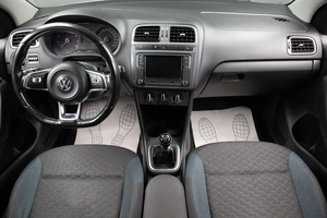 Седан Volkswagen Polo 2019 года, 1199000 рублей, Оренбург