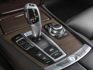 Седан BMW 7 серия 2012 года, 1999000 рублей, Тюмень