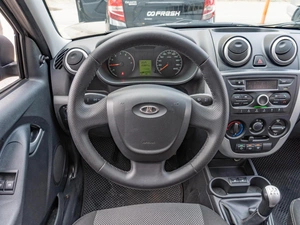 Лифтбек ВАЗ (LADA) Granta 2017 года, 699000 рублей, Саратов