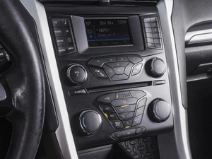 Седан Ford Mondeo 2017 года, 1285000 рублей, Ростов-на-Дону