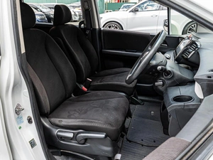 Минивэн Honda Freed 2014 года, 1330000 рублей, Краснодар