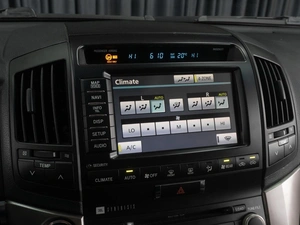 Внедорожник Toyota Land Cruiser 2010 года, 4200000 рублей, Тюмень