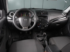 Универсал ВАЗ (LADA) Kalina 2018 года, 599000 рублей, Красный Пахарь