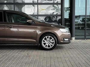 Лифтбек Skoda Rapid 2019 года, 999999 рублей, Уфа