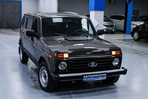 Внедорожник ВАЗ (LADA) 2131 (4x4) Рысь 2018 года, 898000 рублей, Солонцы