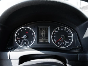 Внедорожник Volkswagen Tiguan 2012 года, 1435000 рублей, Ставрополь