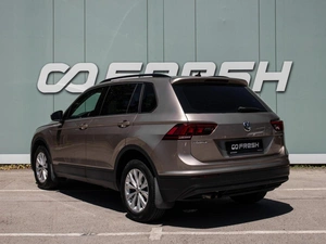 Внедорожник Volkswagen Tiguan 2020 года, 2799000 рублей, Большой Сочи