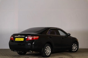 Седан Toyota Camry 2011 года, 1349000 рублей, Тюмень