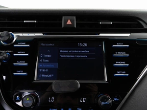 Седан Toyota Camry 2020 года, 2299050 рублей, Москва