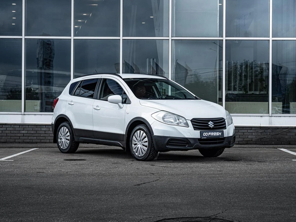 Внедорожник Suzuki SX4 2014 года, 1120000 рублей, Нижний Новгород