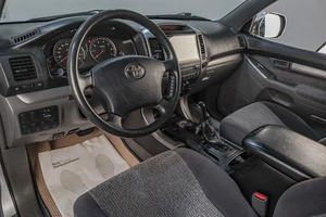 Внедорожник Toyota Land Cruiser Prado 2006 года, 2319000 рублей, Челябинск