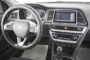 Седан Hyundai Sonata 2018 года, 1449000 рублей, Кемерово