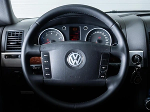 Внедорожник Volkswagen Touareg 2003 года, 749000 рублей, Ставрополь