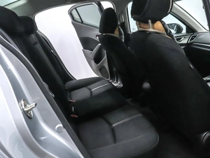 Седан Mazda Axela 2016 года, 1250000 рублей, Красноярск