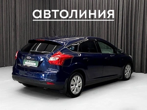 Хетчбэк Ford Focus 2013 года, 695000 рублей, Красноярск