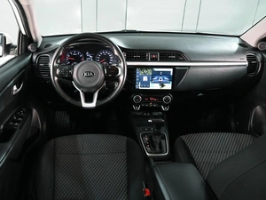 Хетчбэк Kia Rio X-Line 2018 года, 1599000 рублей, Аксай