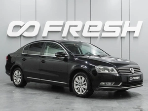 Седан Volkswagen Passat 2012 года, 1100000 рублей, Воронеж