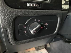 Внедорожник Volkswagen Touareg 2013 года, 2537000 рублей, Солонцы