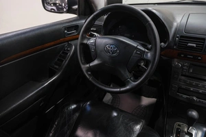 Седан Toyota Avensis 2007 года, 899000 рублей, Новокузнецк