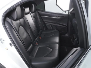 Седан Toyota Camry 2019 года, 3050000 рублей, Ростов-на-Дону