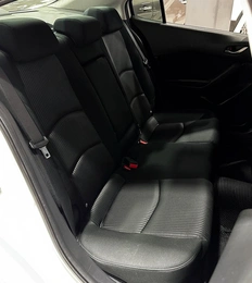 Хетчбэк Mazda Axela 2016 года, 1247000 рублей, Красноярск