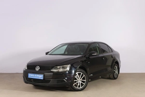 Седан Volkswagen Jetta 2013 года, 1049000 рублей, Новосибирск