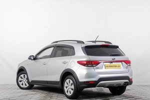 Хетчбэк Kia Rio X-Line 2018 года, 1349000 рублей, Кемерово