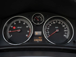 Хетчбэк Opel Astra GTC 2006 года, 425000 рублей, Краснодар