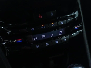 Хетчбэк Peugeot 208 2013 года, 720000 рублей, Красноярск