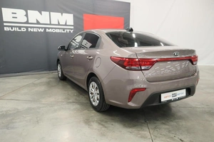 Седан Kia Rio 2019 года, 1550000 рублей, Курск