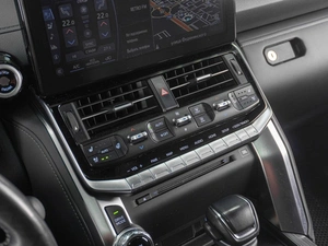 Внедорожник Toyota Land Cruiser 2021 года, 10499000 рублей, Тюмень